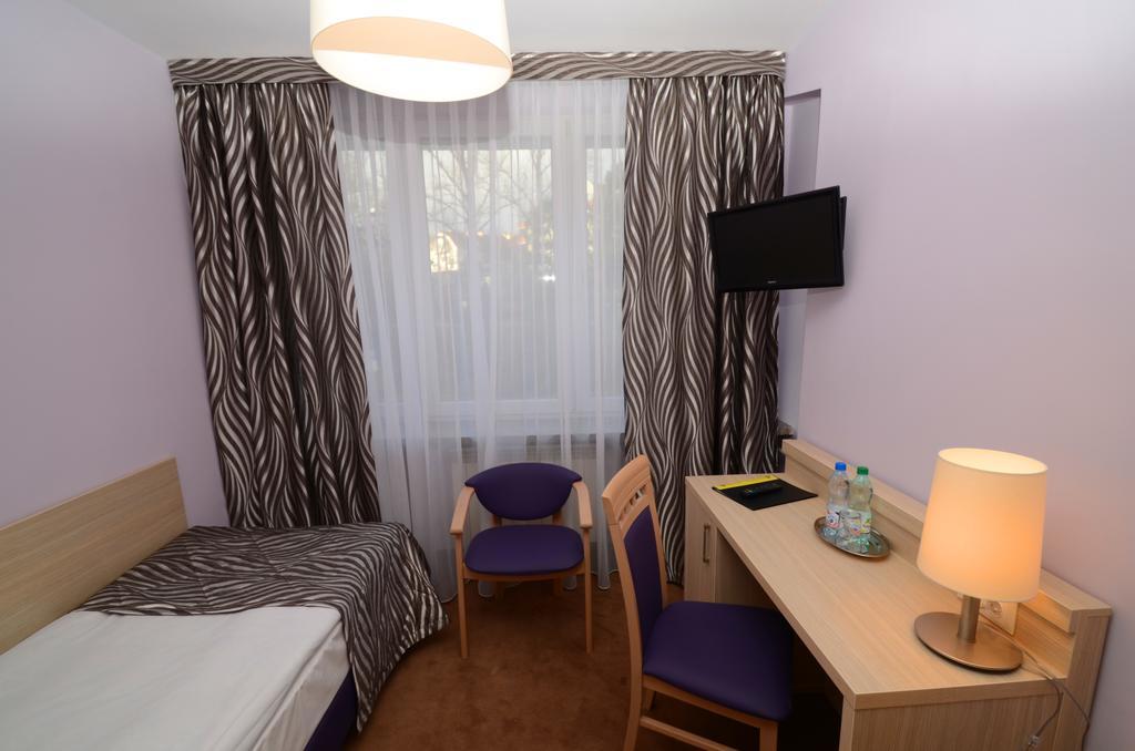 Hotel PZMot Lublin Buitenkant foto