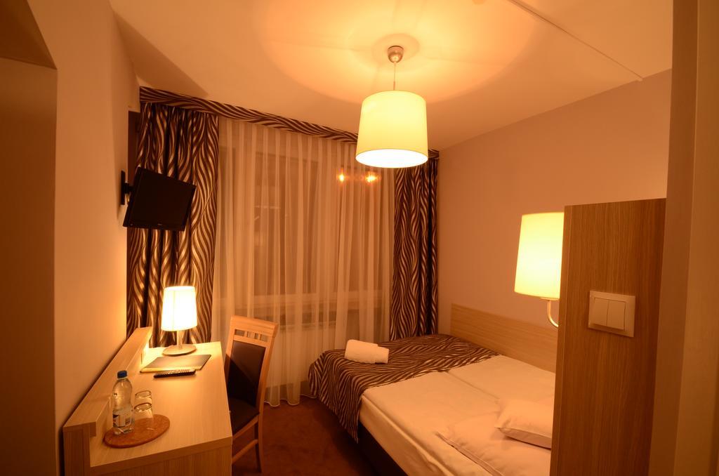 Hotel PZMot Lublin Kamer foto