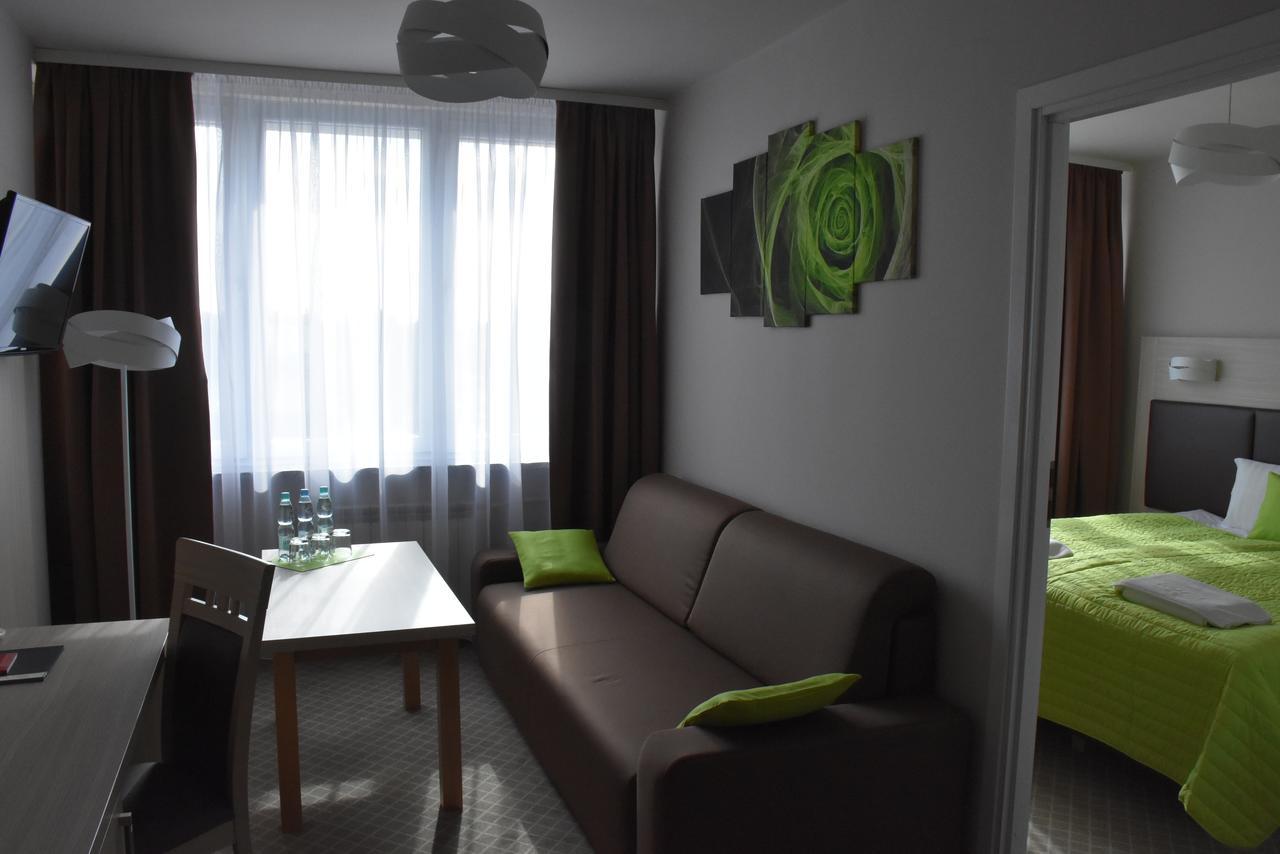 Hotel PZMot Lublin Buitenkant foto