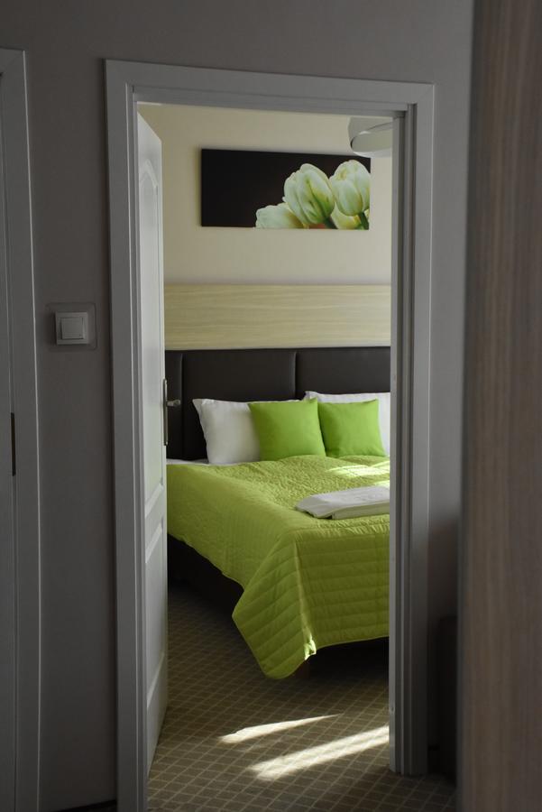Hotel PZMot Lublin Buitenkant foto